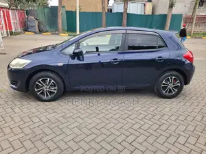 Toyota Auris 2009 Blue