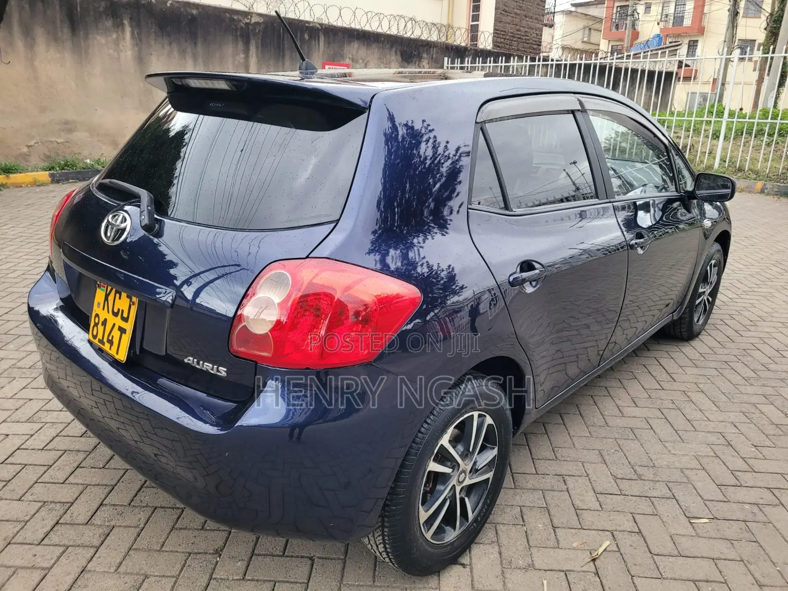 Toyota Auris 2009 Blue