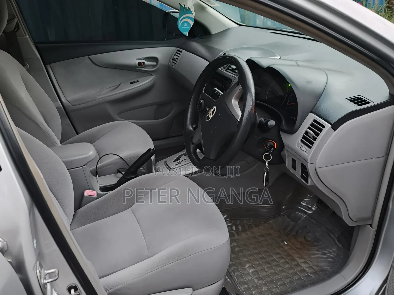 Toyota Axio 2012 Silver