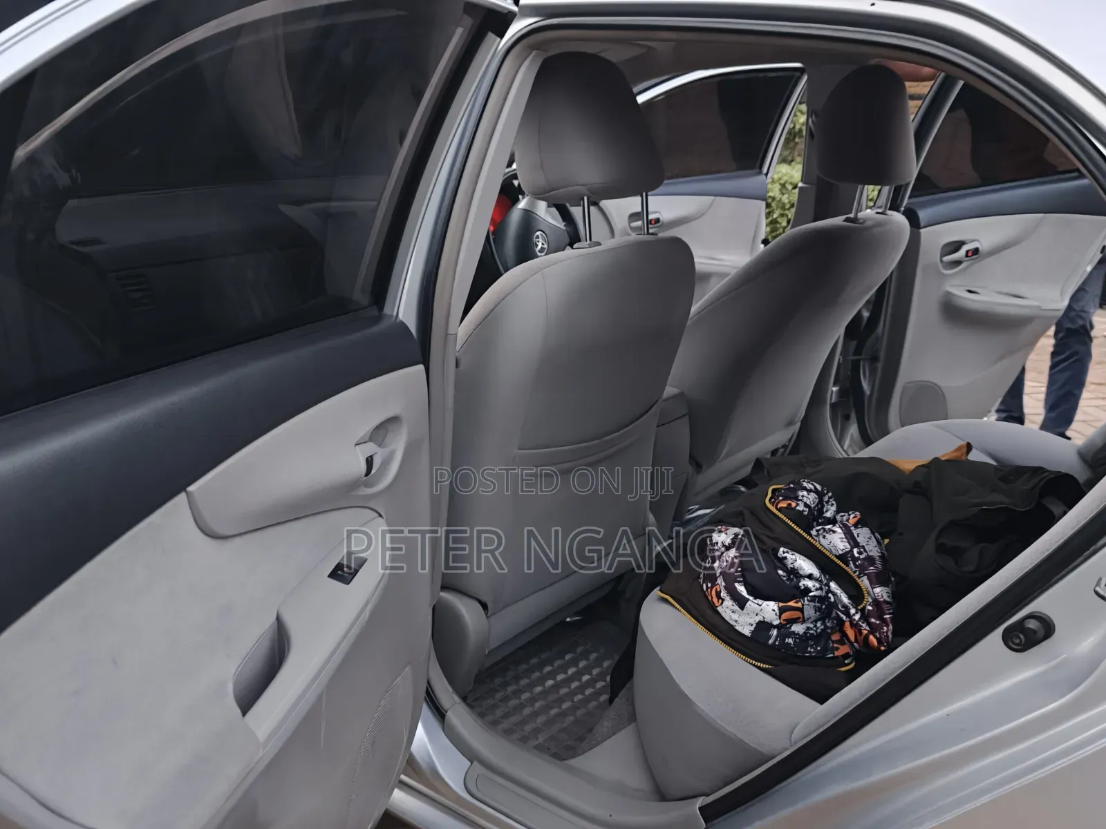 Toyota Axio 2012 Silver
