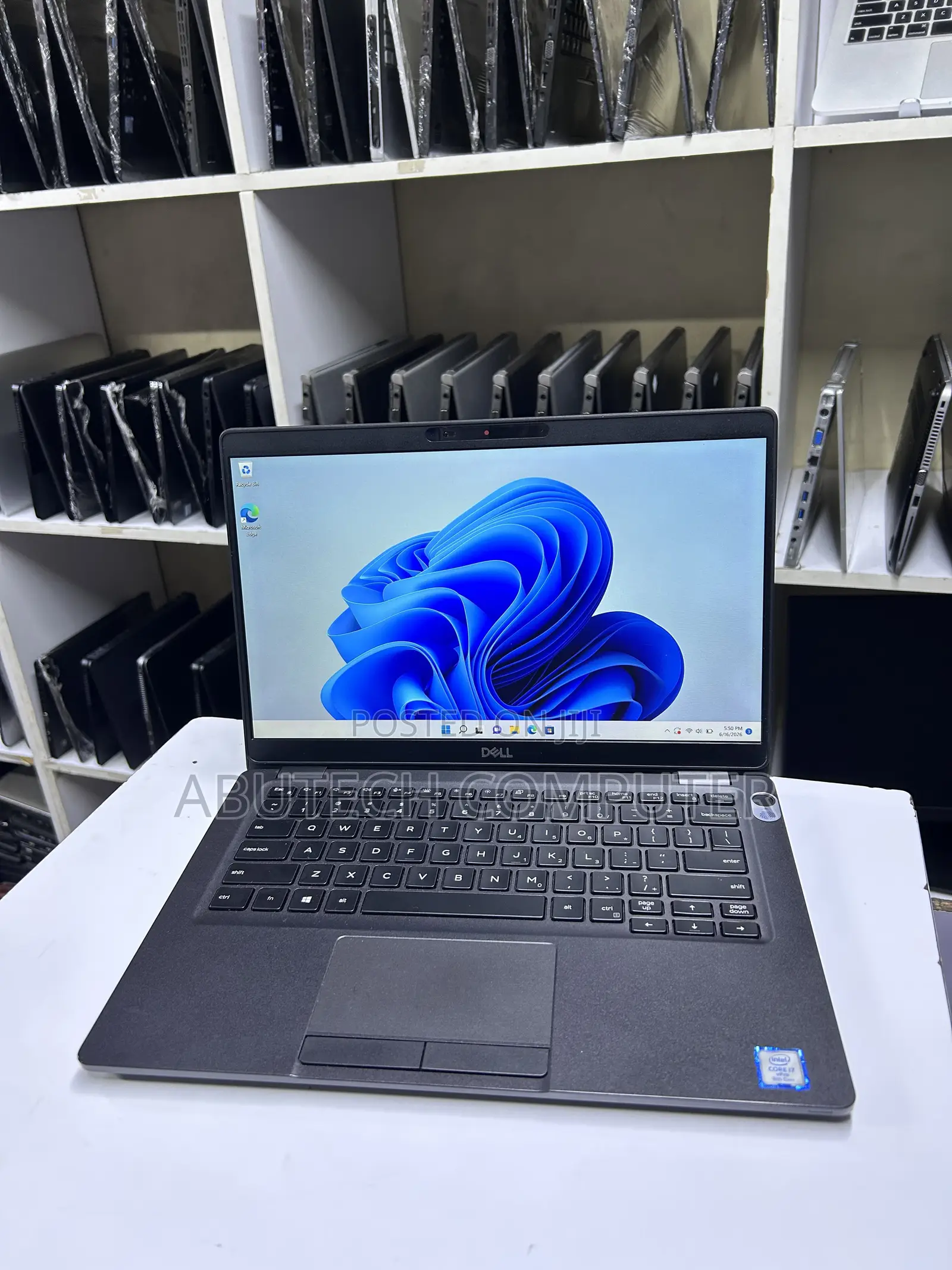 Laptop Dell Latitude 5300 16GB Intel Core i7 SSD 512GB