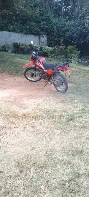 Yamaha DT125 2007 Red
