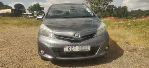 Toyota Vitz 2012 Gray
