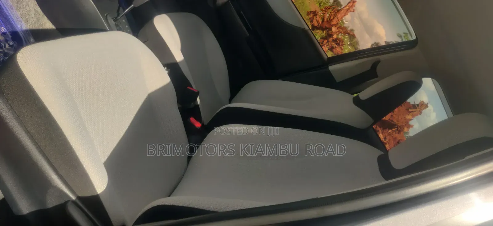 Toyota Vitz 2012 Gray