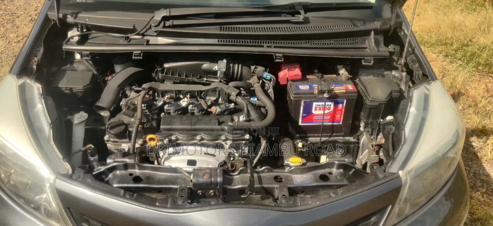 Toyota Vitz 2012 Gray