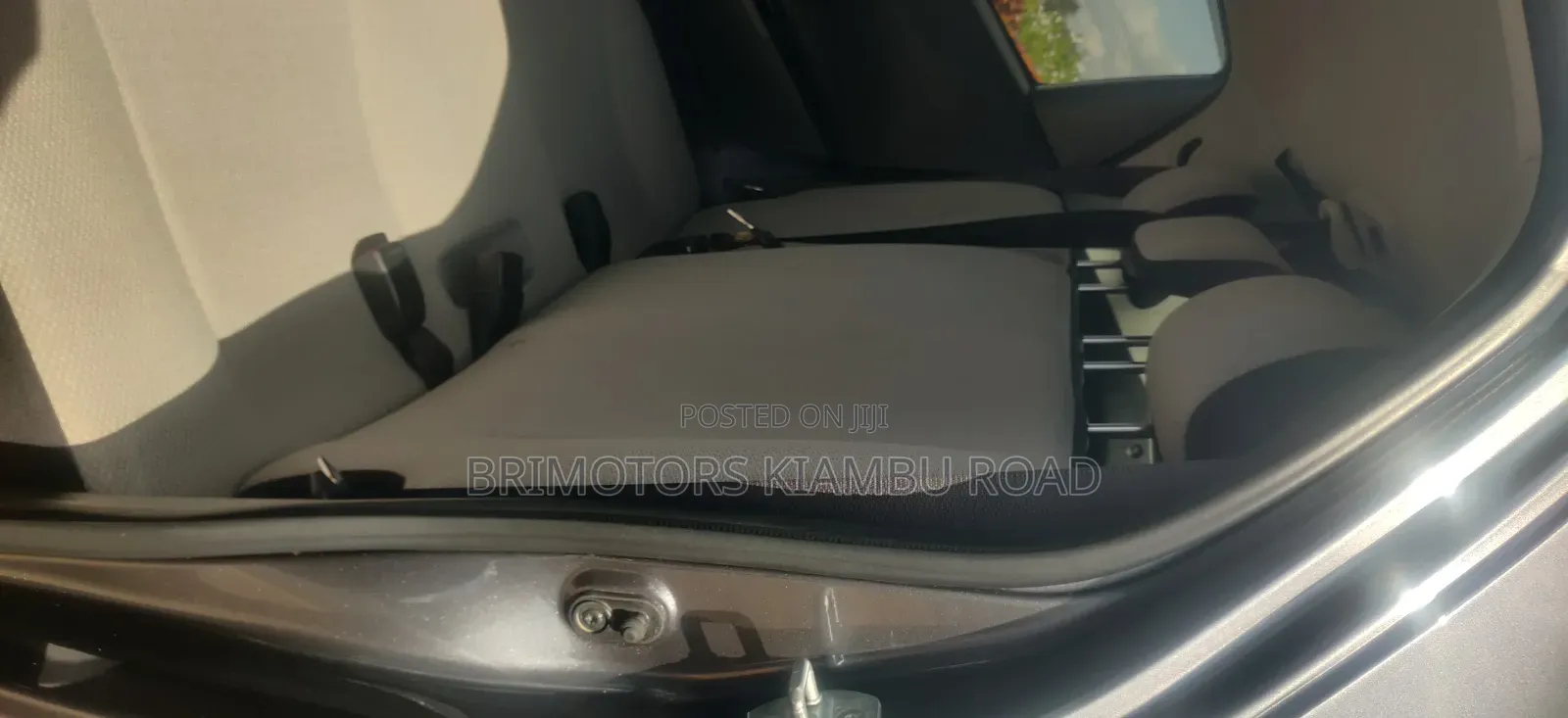 Toyota Vitz 2012 Gray