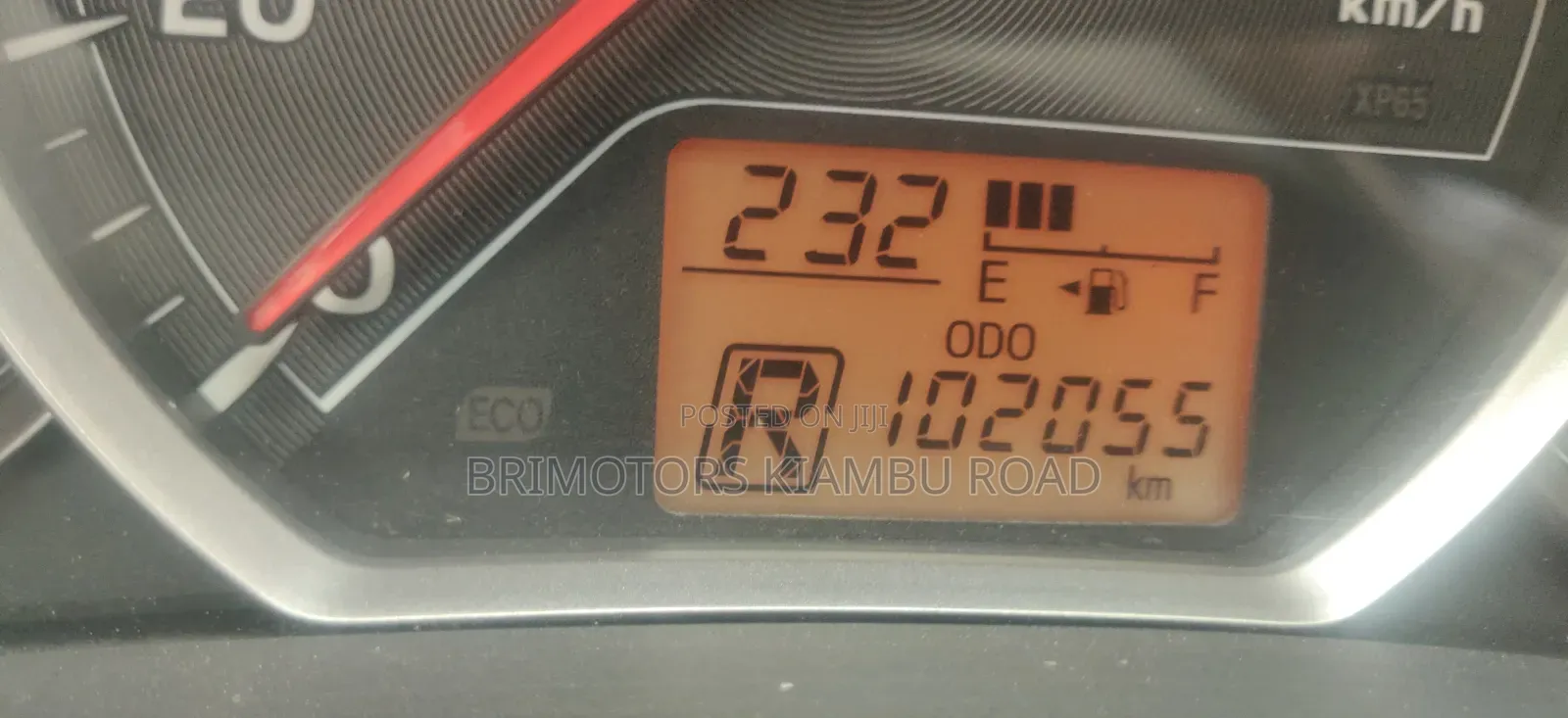 Toyota Vitz 2012 Gray