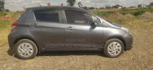Toyota Vitz 2012 Gray