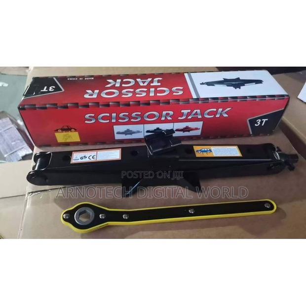 3 Tons Scissor Car Jack With Ratchet Wrench