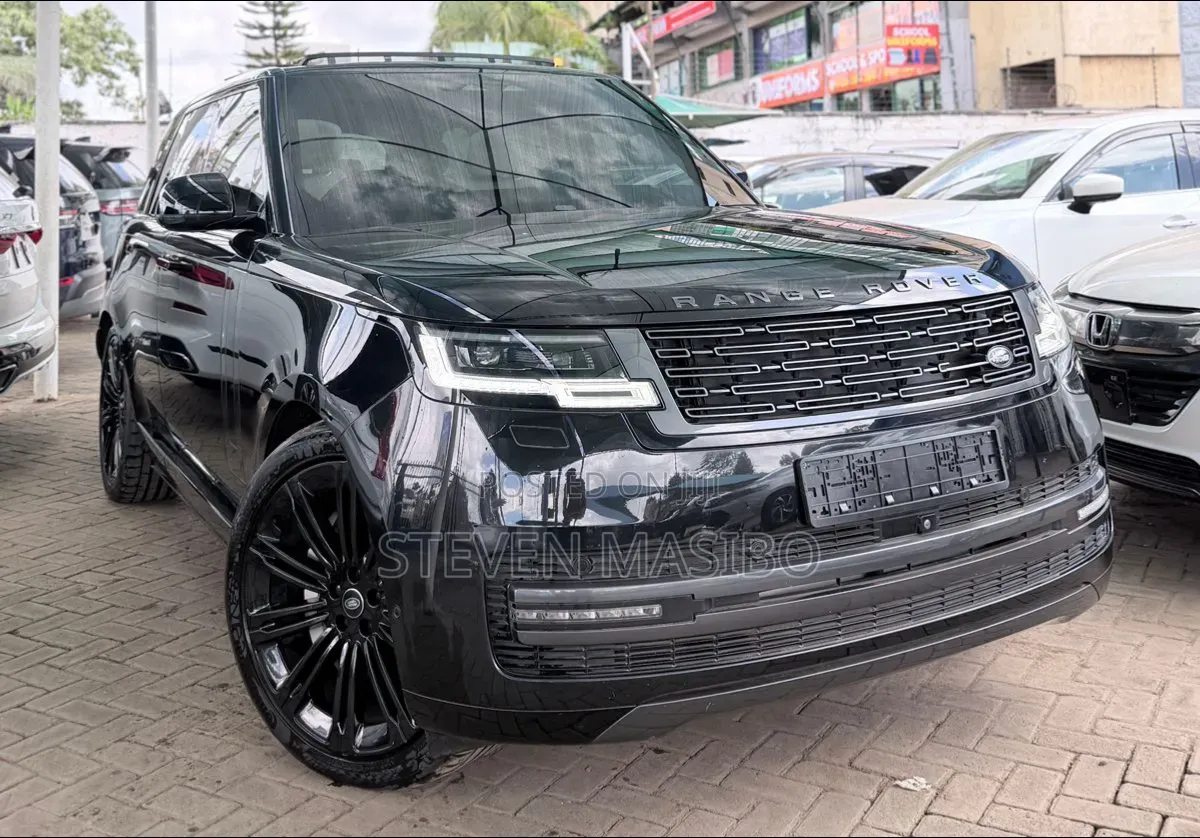 Land Rover Range Rover Vogue 2023 Black