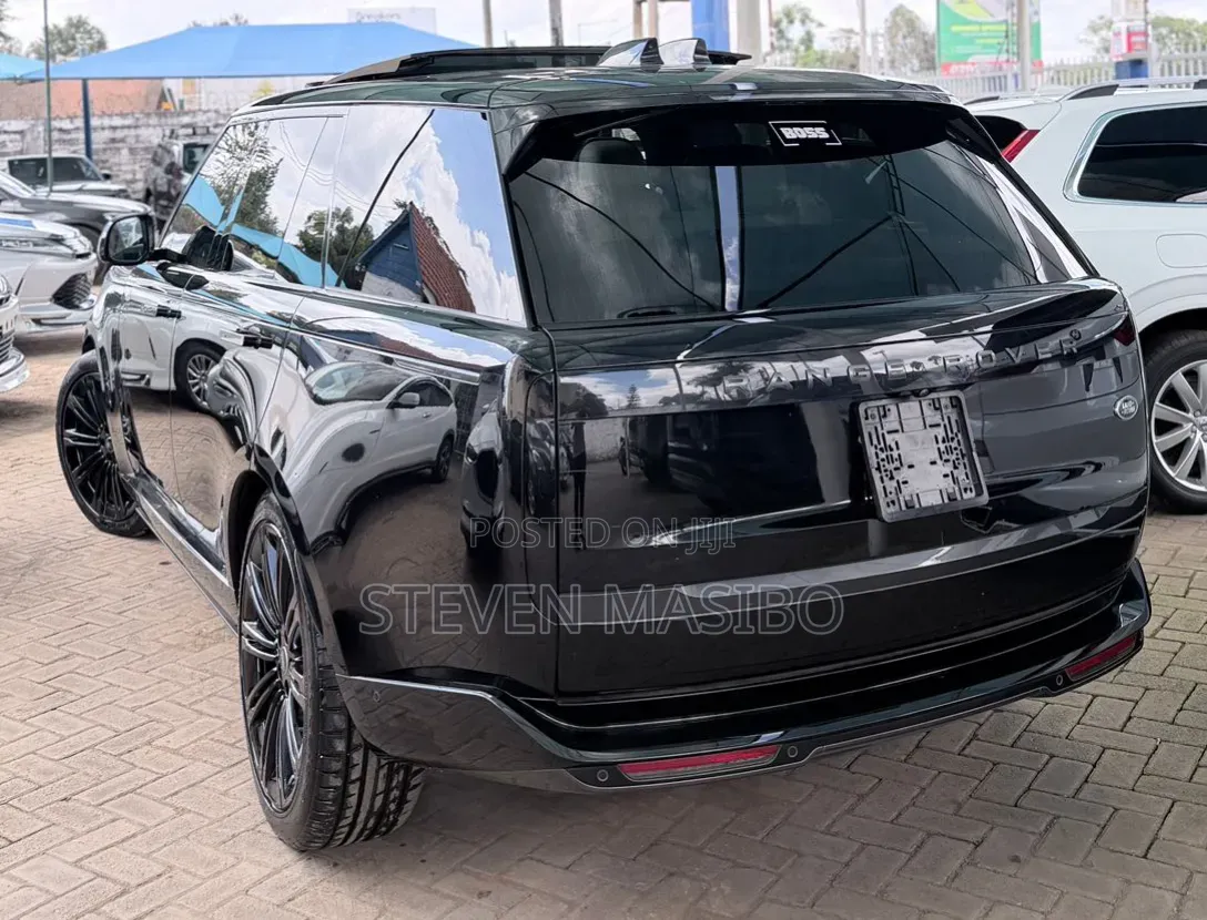 Land Rover Range Rover Vogue 2023 Black