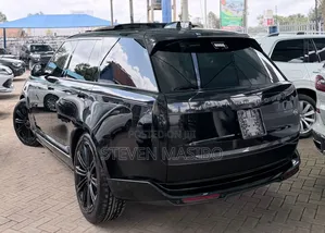 Land Rover Range Rover Vogue 2023 Black