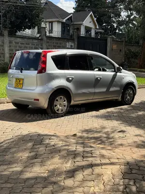 Nissan Note 2012 Silver