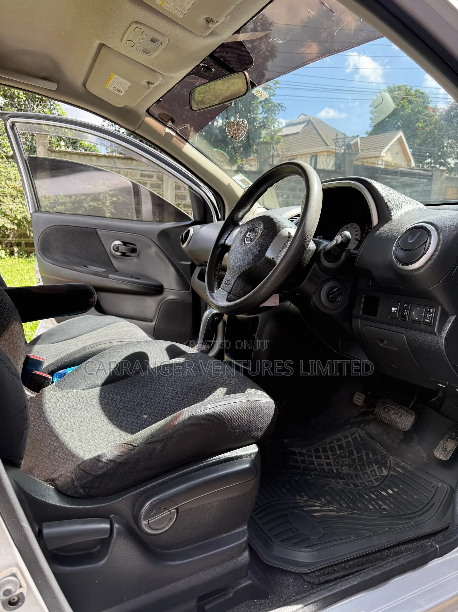 Nissan Note 2012 Silver