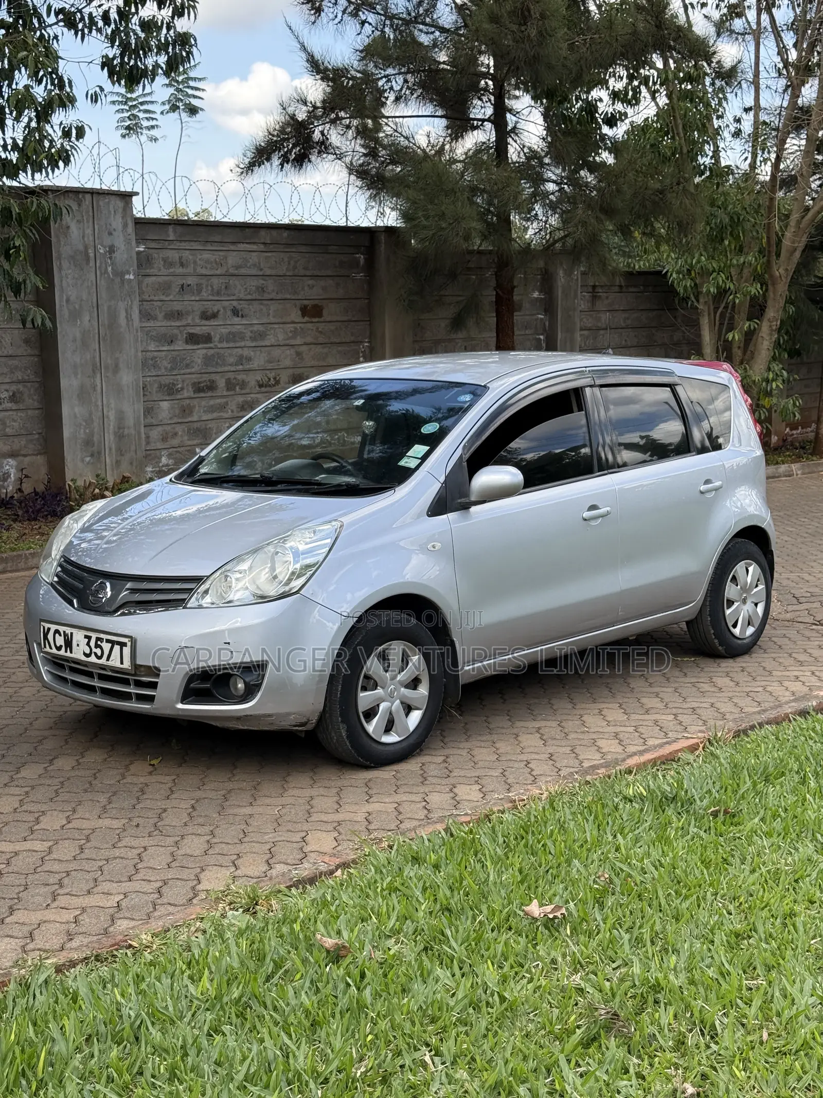 Nissan Note 2012 Silver