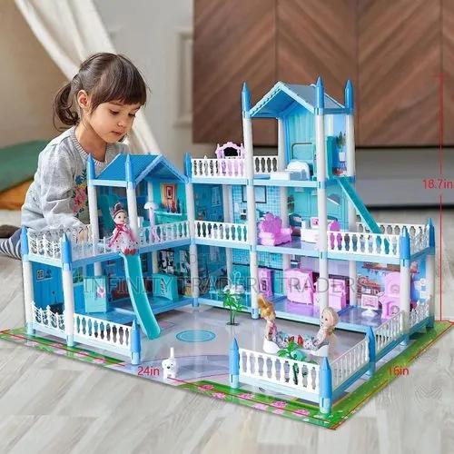 213pcs Doll House