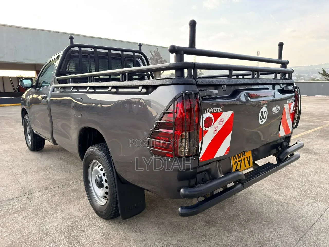 Toyota Hilux 2020 Gray