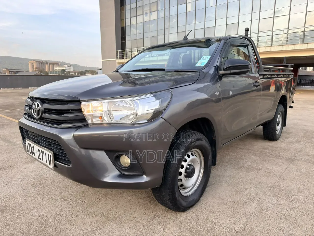 Toyota Hilux 2020 Gray