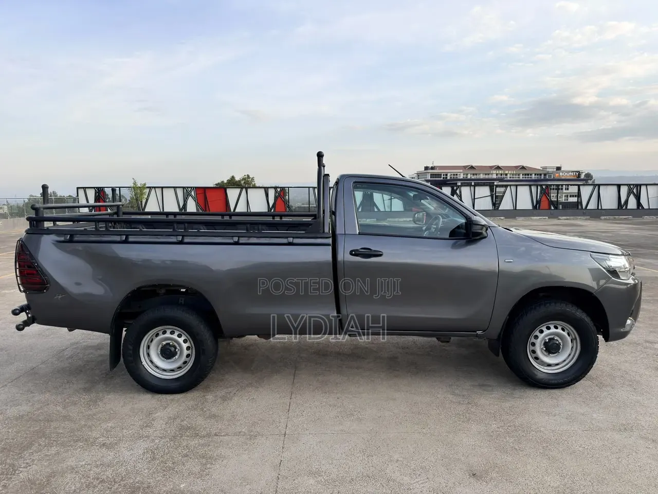 Toyota Hilux 2020 Gray