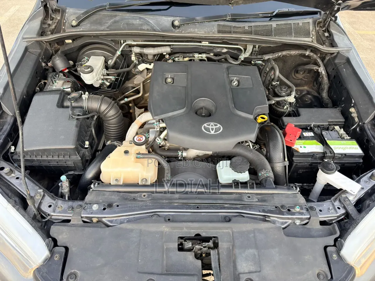 Toyota Hilux 2020 Gray