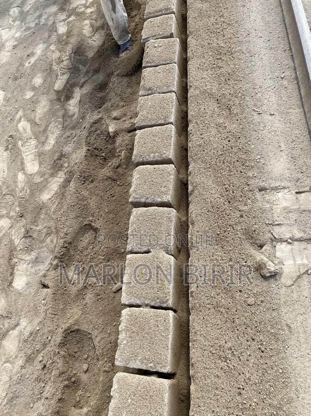 Mogotio Machine Cut Stones - thumbnail 6