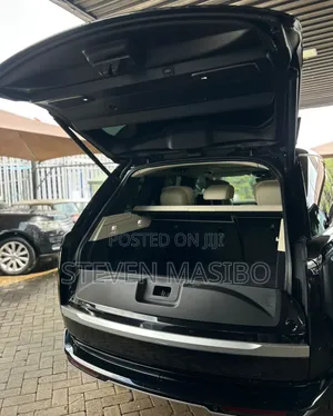 Land Rover Range Rover Vogue 2023 Black