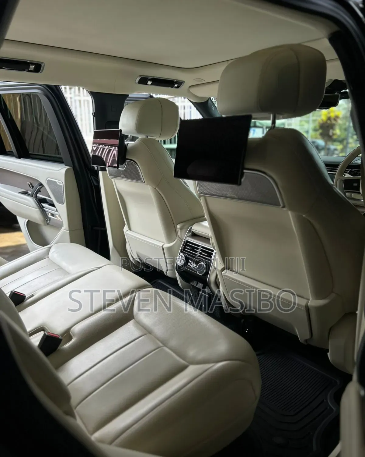 Land Rover Range Rover Vogue 2023 Black