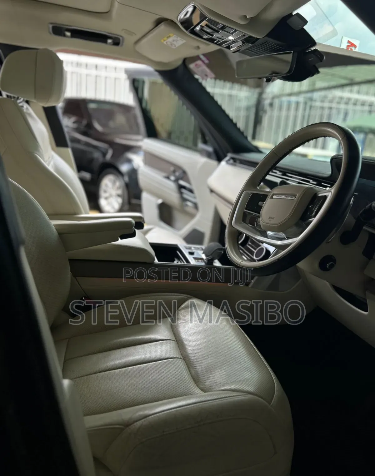 Land Rover Range Rover Vogue 2023 Black