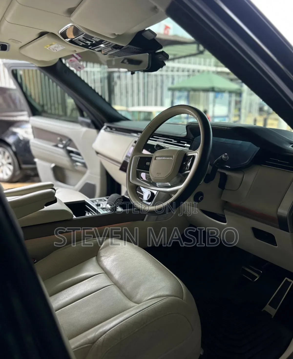 Land Rover Range Rover Vogue 2023 Black