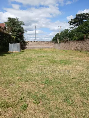 Exclusive Plot for Sale in Kerarapon Drive