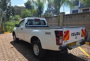 Isuzu D-MAX 2017 White