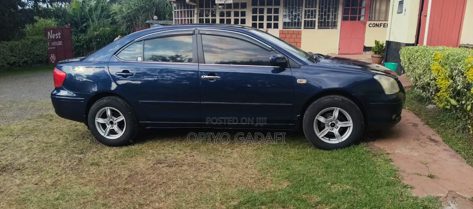 Toyota Premio 2012 Blue