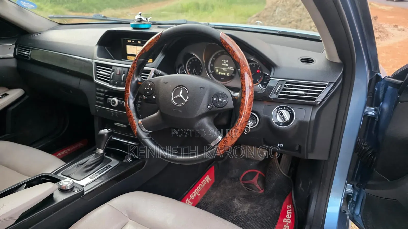 Mercedes-Benz E250 2009 Blue