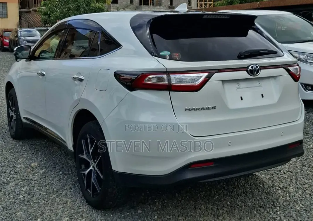 Toyota Harrier 2019 White