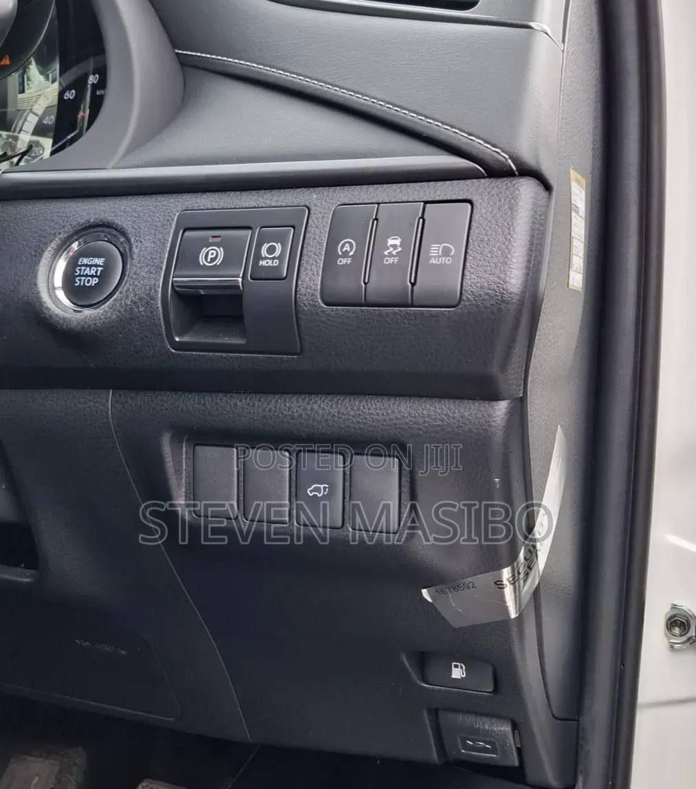 Toyota Harrier 2019 White