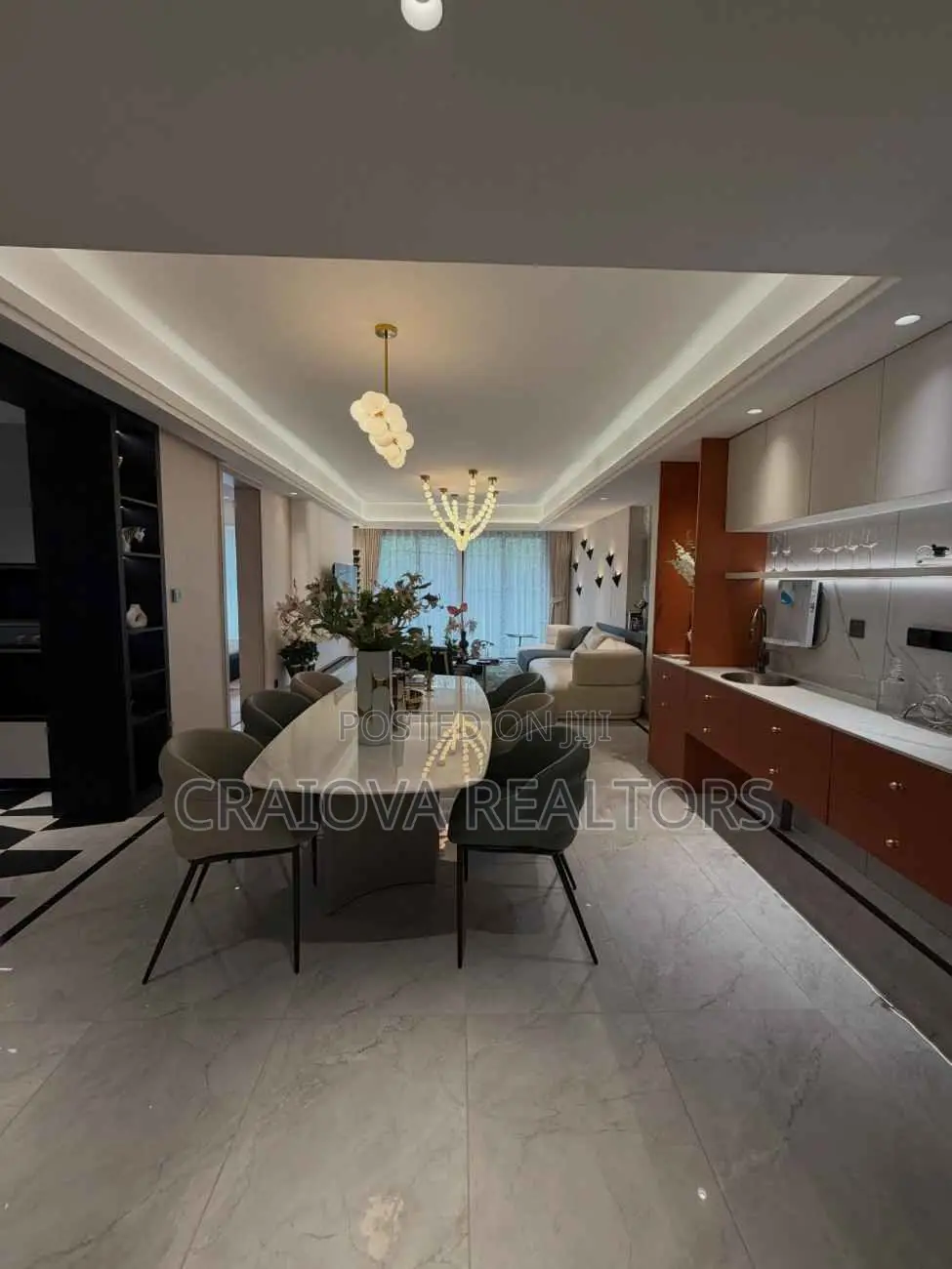 4bdrm Apartment in Raphta Road Area for sale