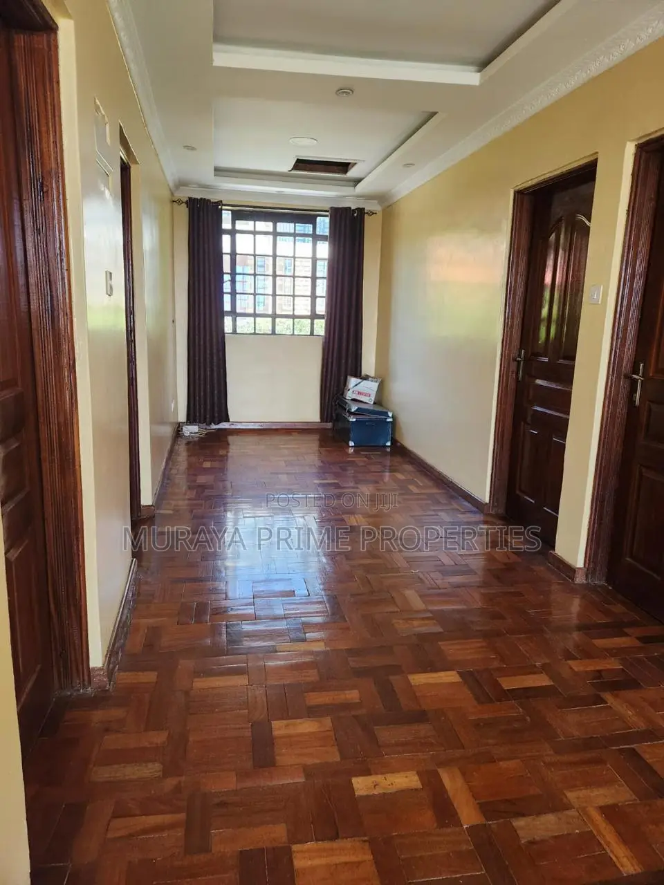 5bdrm Maisonette in Kerarapon for sale