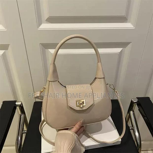 Red Maroon Handbag - thumbnail 2