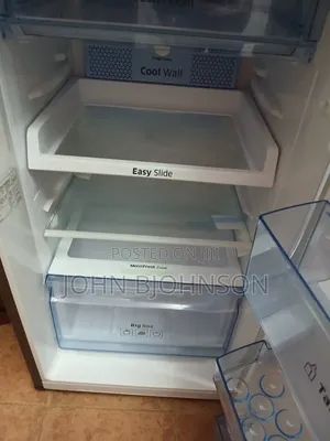 Samsung Fridge/Refrigerator 233litres With Coolwall! [Rt28k3082s8]