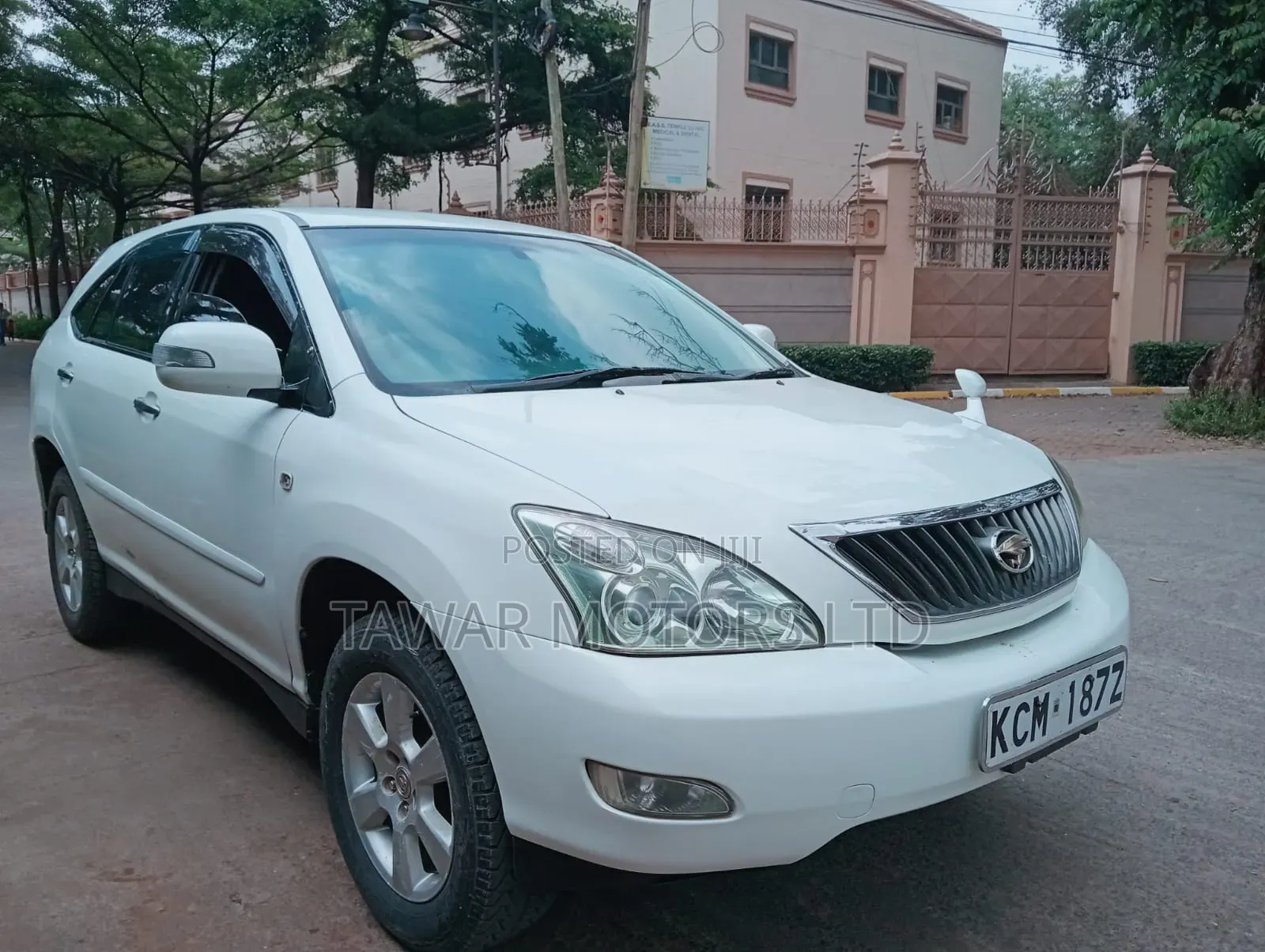 Toyota Harrier 2010 White