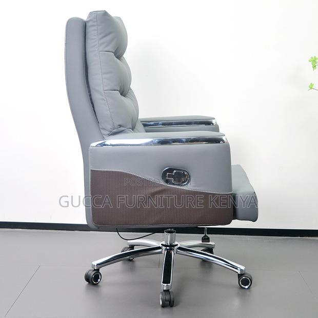 Leather Director's Adjustable Chair - thumbnail 4