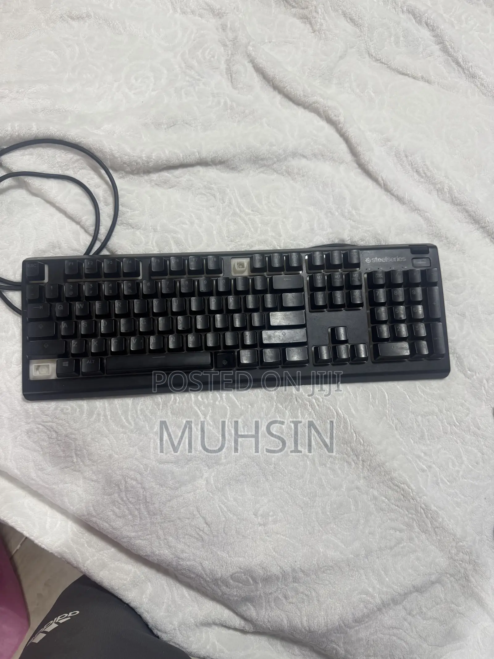Steelseries Apex 3 TKL RGB Keyboard