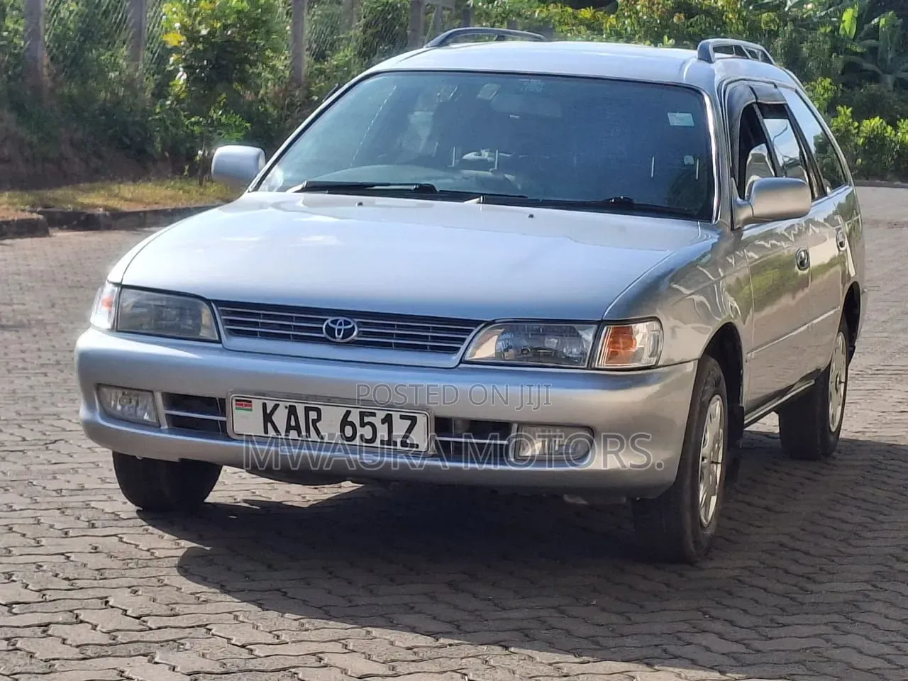 Toyota Corolla 2000 Silver