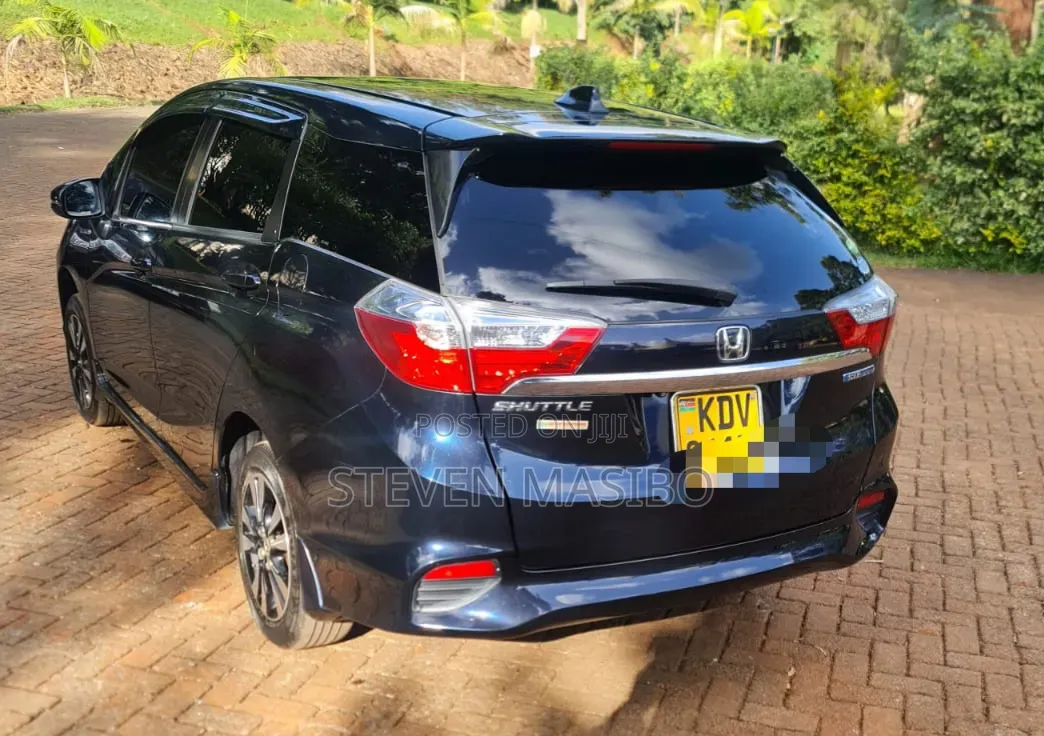 Honda Fit Shuttle 2018 Black