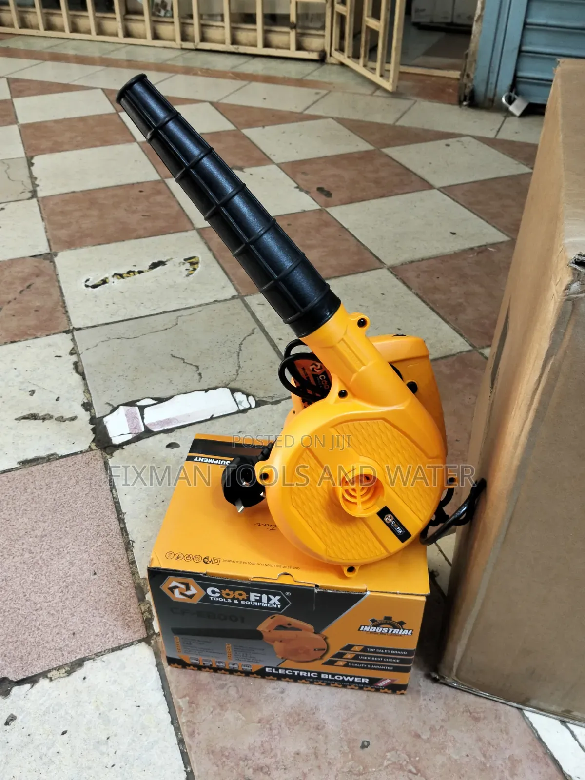 Coofix Blower and Vacuum 650 Watts Set
