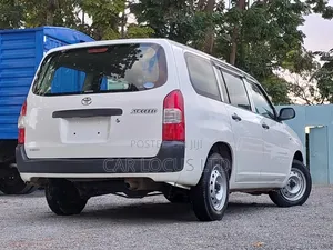 Toyota Succeed 2019 White