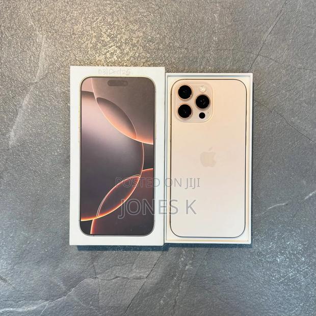 Apple iPhone 16 Pro Max 256 GB Gold - thumbnail 4