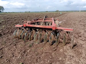 Tractor 24 Disc Baldan Harrow