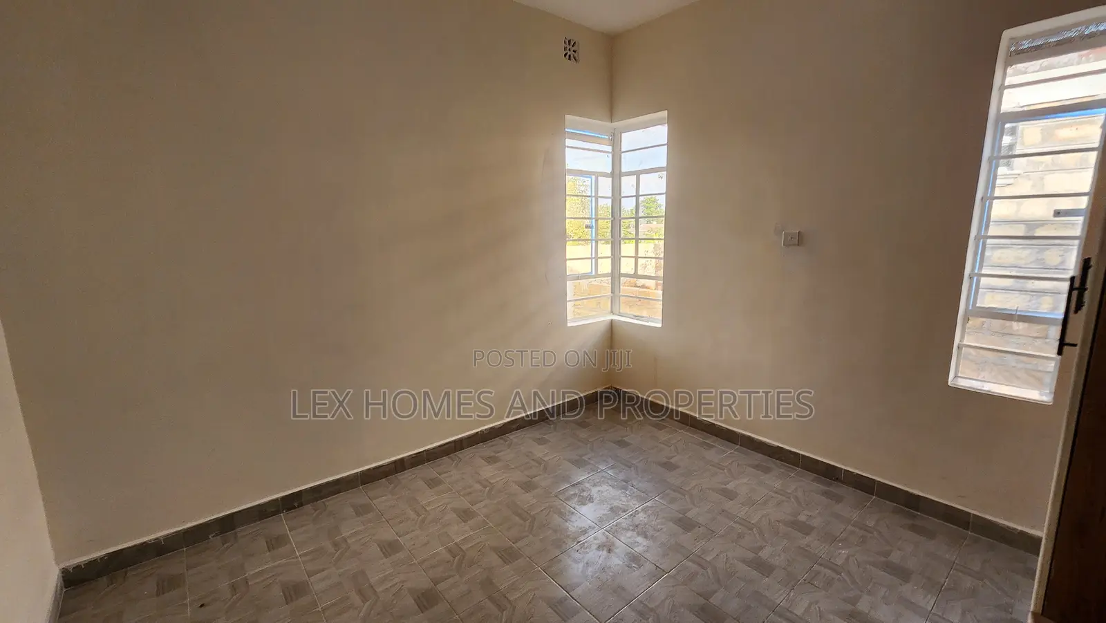 3bdrm Bungalow in Matasia for sale