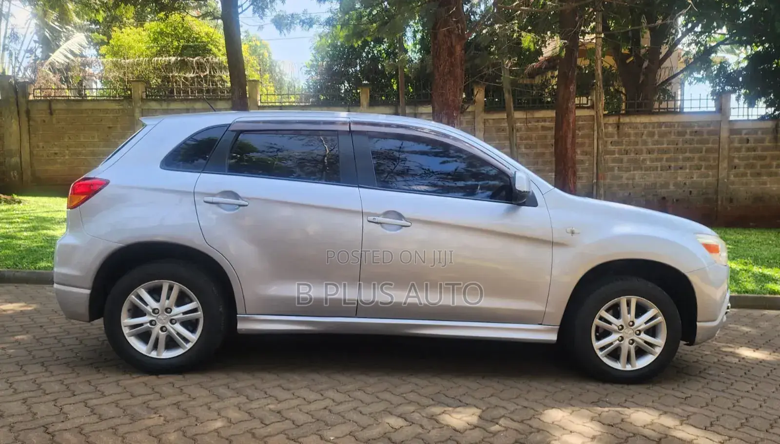 Mitsubishi RVR 2.0 2011 Silver